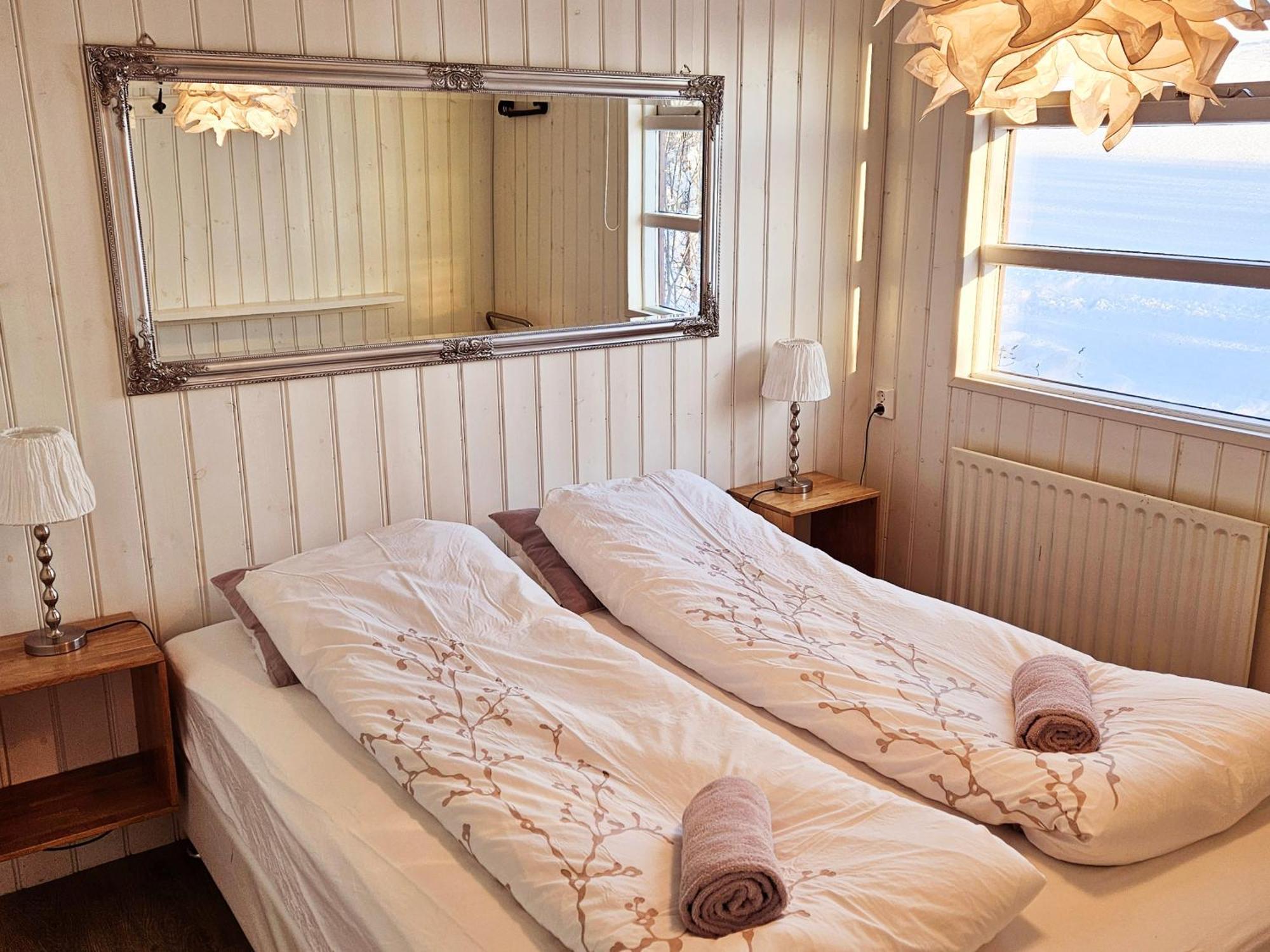 Aurora Vacation Homes Fagravik Akureyri Phòng bức ảnh