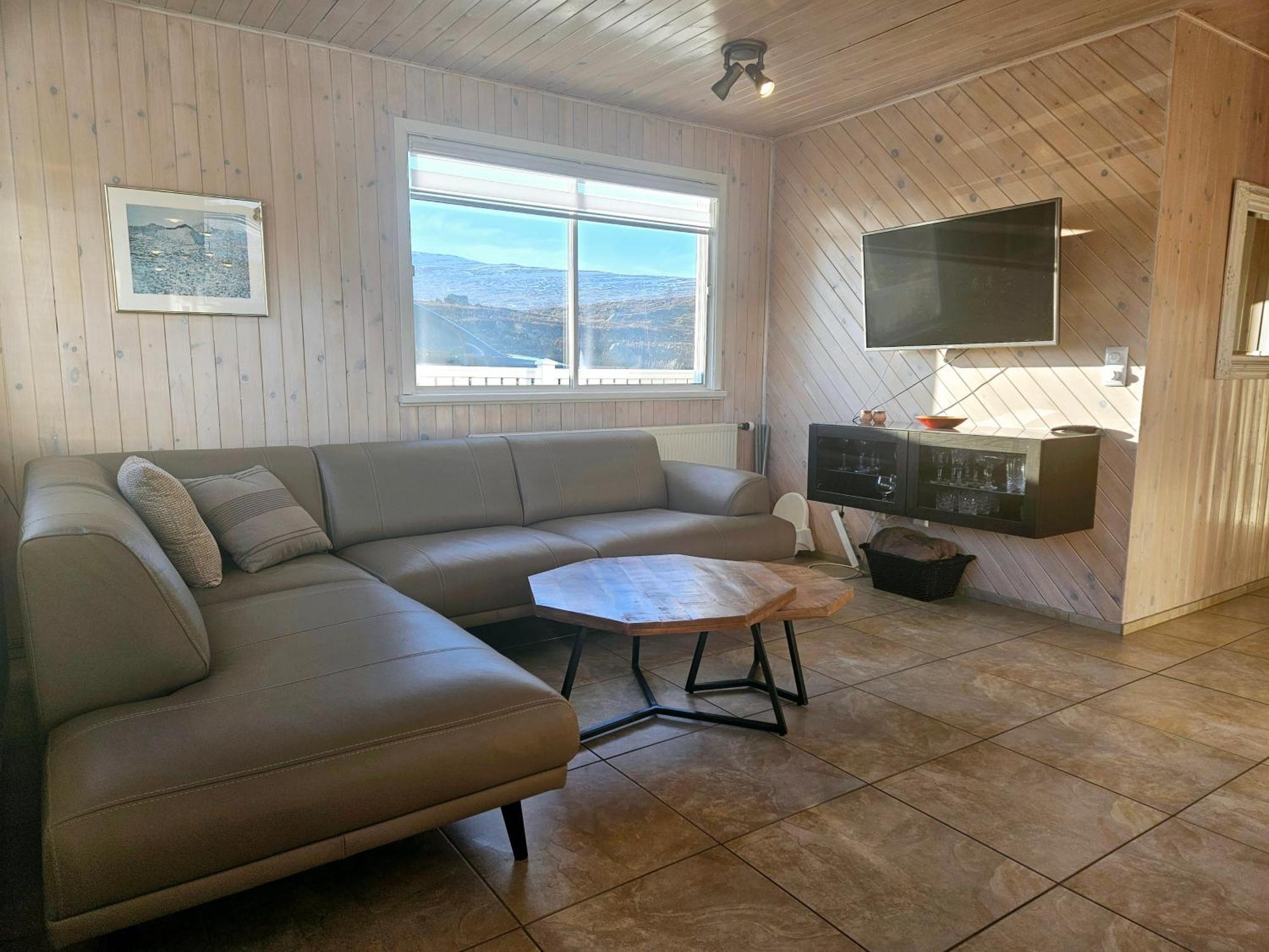 Aurora Vacation Homes Fagravik Akureyri Phòng bức ảnh